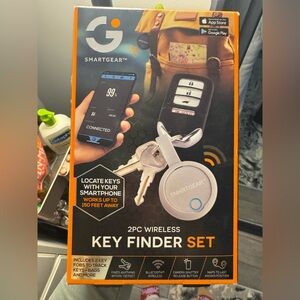 Smart gear key finder